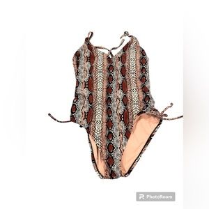 ☀️NWOT SWIMSUIT☀️